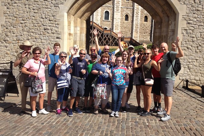 VIP Early Access: Opening Ceremony Tower of London & Bridge Entry - From the Tower to Tower Bridge