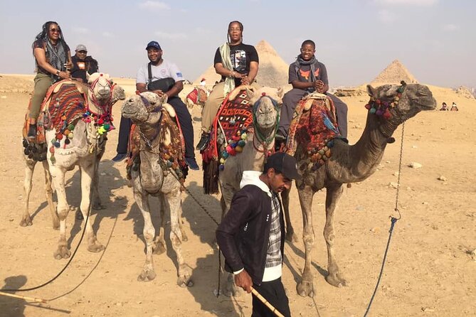 VIP Half Day Tour Giza Pyramids ,Great Sphinx and Cairo Food Tour - What two hours at the pyramids really allows