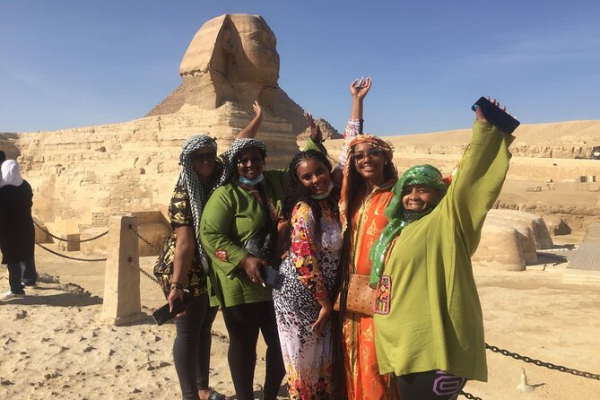 VIP Half Day Tour Giza Pyramids ,Great Sphinx and Cairo Food Tour - From ancient stone to Egyptian food