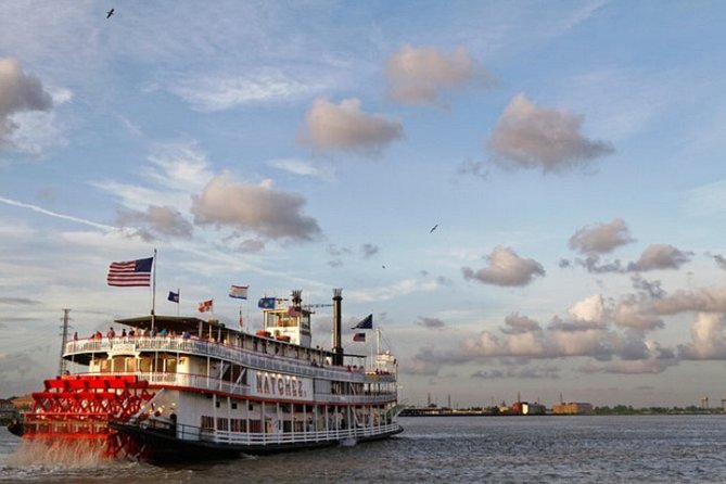 VIP Jazz Dinner Cruise with Private Tour and Open Bar Option - Boarding at Toulouse Street for a polished start