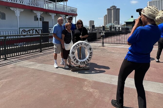 VIP Jazz Dinner Cruise with Private Tour and Open Bar Option - Front-row Dukes of Dixieland music at sunset