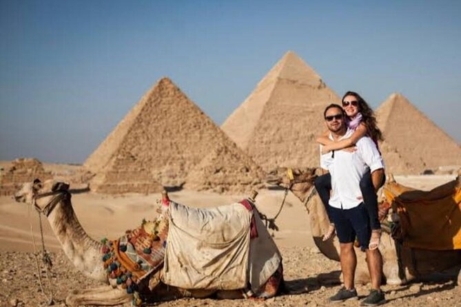 Vip Top Private Tour to Giza Pyramids and Sphinx with camel ride - How the guide changes the visit