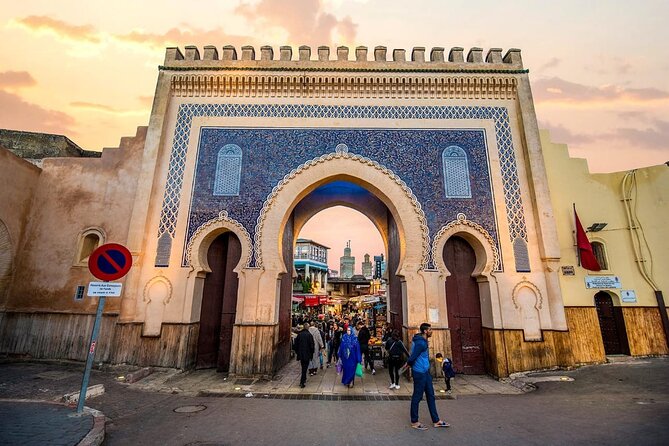 VIP TOUR OF FES- Medina by local guide & Rempart by car-FULL Day - Bou Inania Madrasa and Islamic design