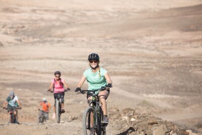 Volcanic Discovery PREMIUM eBike Tour: 35 km