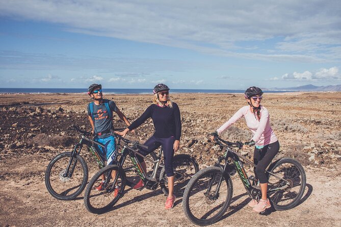 Volcanic Discovery PREMIUM eBike Tour: 35 km - What the 66.52 dollar price buys you
