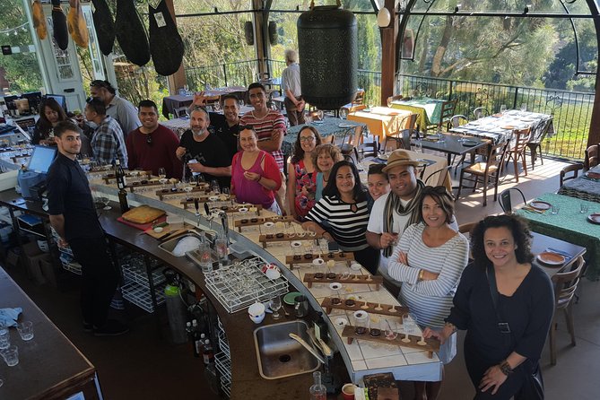 Waiheke island Wine Tours - PREMIUM wine tasting MAX 11 clients ! - Who should book this experience?