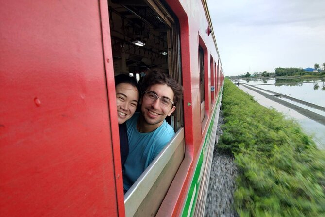 Wheelchair & Luxury Tour to Floating & Railway Markets - Is $367.39 per person good value?