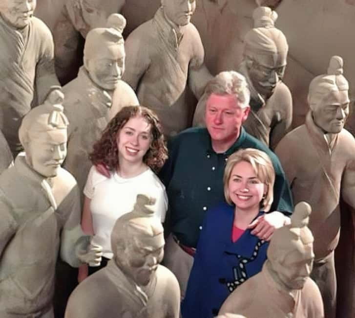 Xi'an: Exclusive Terracotta Army Tour & Local Family Lunch - Pit 1 and the first sight of the army